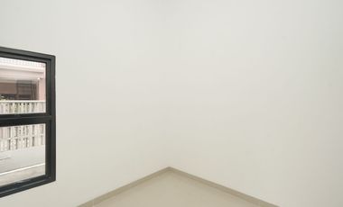 Rumah Terawat di Bekasi Dekat ke Terminal dan Stasiun Bisa KPR J-39394