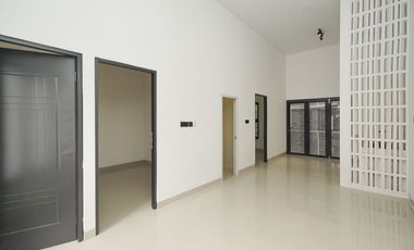 Rumah Terawat di Bekasi Dekat ke Terminal dan Stasiun Bisa KPR J-39394