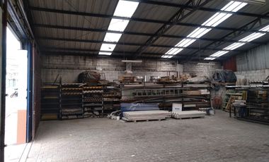 Venta Local Comercial Galpón  Sur de Quito Mariscal Sucre $ 375000