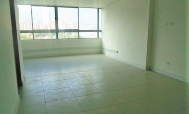 SE RENTA OFICINA EN RESTREPO NARANJO - SABANETA