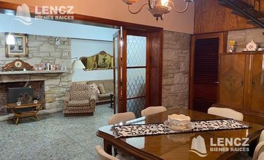 VENTA HERMOSO CHALET CON JARDIN/PARRILLA Y DTO 2 AMB AL FONDO -PLAZA DE LA CRUZ