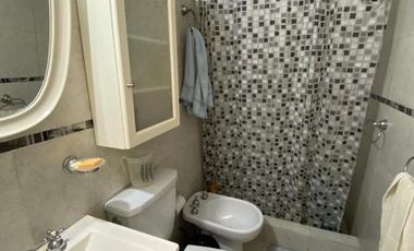 VENTA HERMOSO CHALET CON JARDIN/PARRILLA Y DTO 2 AMB AL FONDO -PLAZA DE LA CRUZ