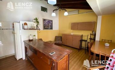 VENTA HERMOSO CHALET CON JARDIN/PARRILLA Y DTO 2 AMB AL FONDO -PLAZA DE LA CRUZ