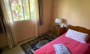 VENTA HERMOSO CHALET CON JARDIN/PARRILLA Y DTO 2 AMB AL FONDO -PLAZA DE LA CRUZ