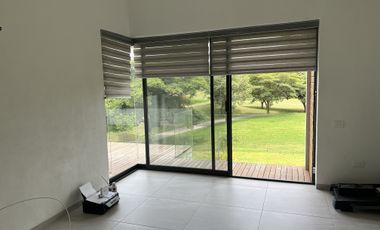 PRECIOSA RESIDENCIA COLINDANTE AL GREEN FRACC PARAÍSO COUNTRY CLUB