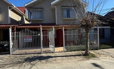 HERMOSA, LUMINOSA Y AMPLIA PROPIEDAD EN VILLA LOS AROMOS