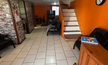 HERMOSA, LUMINOSA Y AMPLIA PROPIEDAD EN VILLA LOS AROMOS