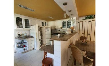 VENTA DE CASA EN PAITILLA 3RE 600 M2
