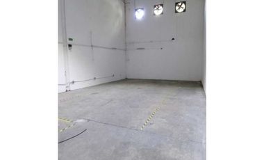 ALQUILER GALERA EN AVENIDA DOMINGO DIAZ