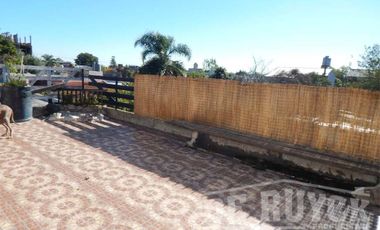 Casa PH en venta en Quilmes Oeste