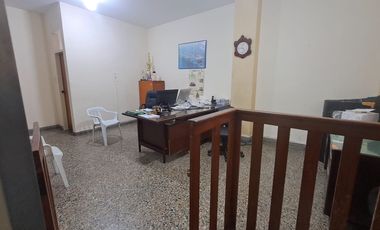 edificio en arriendo en el centro. Cod A121247