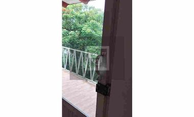Locales comerciales campestres en plaza Briones-Pitaya, Coatepec