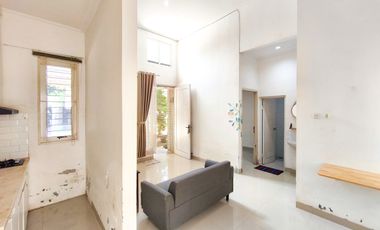 Rumah Strategis 15 menit ke RSU Hermina Serpong Hadap Utara J-45686