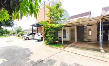 Rumah Strategis 15 menit ke RSU Hermina Serpong Hadap Utara J-45686