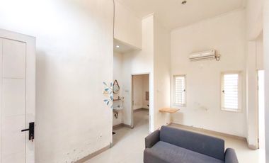 Rumah Strategis 15 menit ke RSU Hermina Serpong Hadap Utara J-45686