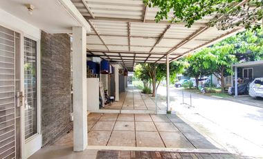 Rumah Strategis 15 menit ke RSU Hermina Serpong Hadap Utara J-45686