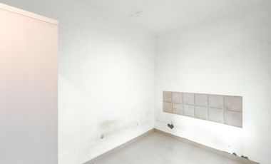 Rumah Strategis 15 menit ke RSU Hermina Serpong Hadap Utara J-45686