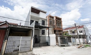 Rumah Minimalis 15 Mnt ke Eka Hospital Harapan Indah Bisa KPR J-39971