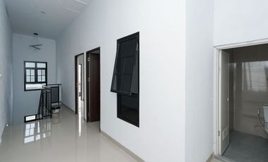 Rumah Minimalis 15 Mnt ke Eka Hospital Harapan Indah Bisa KPR J-39971