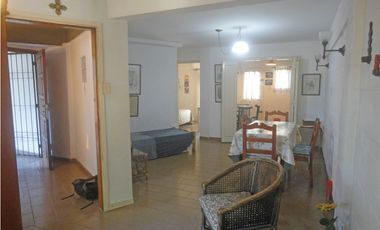 DEPARTAMENTO CON COCHERA