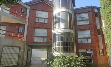 DEPARTAMENTO CON COCHERA