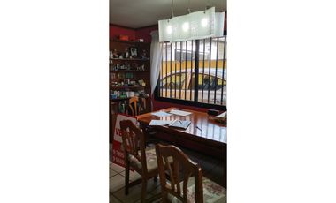 OPORTUNIDAD  AMPLIA CASA EN VENTA,  COMUNA DE LA GRANJA