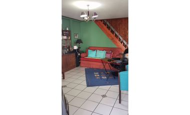 OPORTUNIDAD  AMPLIA CASA EN VENTA,  COMUNA DE LA GRANJA