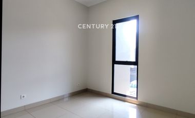 Disewakan Rumah Di Cluster Regia Summarecon Crown Gading Bekasi