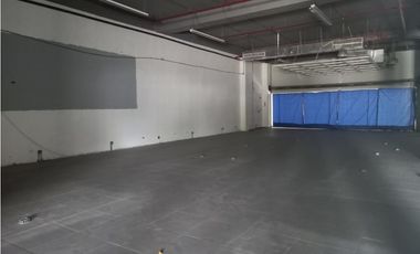 LOCAL en Alquiler en WESTLAND MALL >>$3,900<<