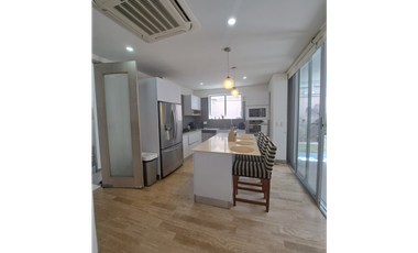 CASA DE TRES NIVELES EN VENTA  PUERTO COLOMBIA VILLA CAMPESTRE