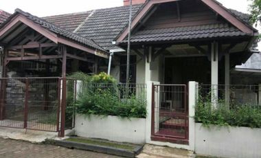 Rumah murah dalam Komplek dekat Bintaro Sektor 9, Siap huni hanya 1,2 M (nego tipis)