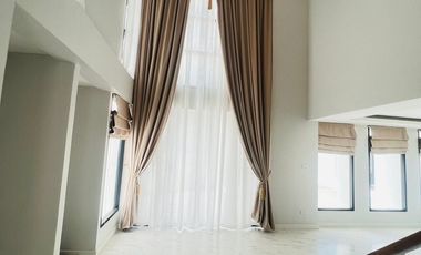 5 Bedroom House for sale at World Club Land