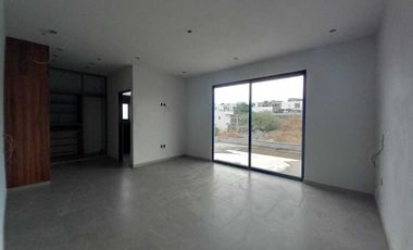 CASA EN VENTA EN FRACCIONAMIENTO LOMAS DE COCOYOC MORELOS