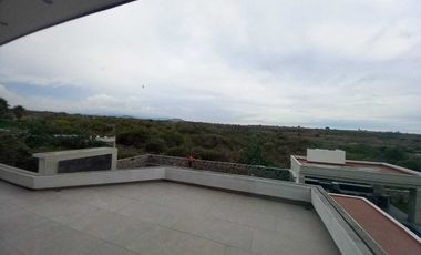 CASA EN VENTA EN FRACCIONAMIENTO LOMAS DE COCOYOC MORELOS