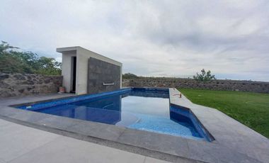 CASA EN VENTA EN FRACCIONAMIENTO LOMAS DE COCOYOC MORELOS