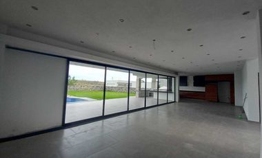 CASA EN VENTA EN FRACCIONAMIENTO LOMAS DE COCOYOC MORELOS