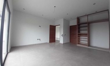 CASA EN VENTA EN FRACCIONAMIENTO LOMAS DE COCOYOC MORELOS