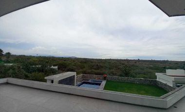 CASA EN VENTA EN FRACCIONAMIENTO LOMAS DE COCOYOC MORELOS