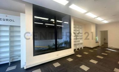 SE ARRIENDA LOCAL VITACURA CON VESPUCIO