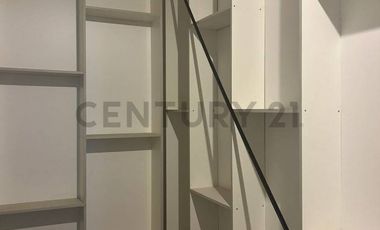 SE ARRIENDA LOCAL VITACURA CON VESPUCIO