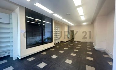 SE ARRIENDA LOCAL VITACURA CON VESPUCIO