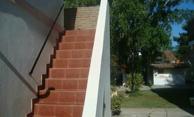 Casa con Departamento en venta en Mar del Tuyu