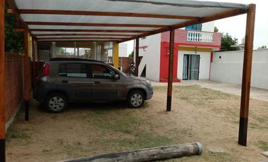 Casa con Departamento en venta en Mar del Tuyu