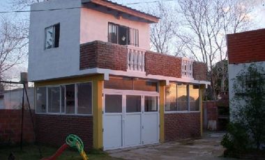 Casa con Departamento en venta en Mar del Tuyu