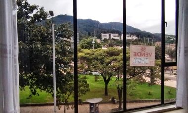 oficina en arriendo en la veracruz. Cod A6663701