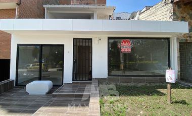local en arriendo en la almería. Cod A63775