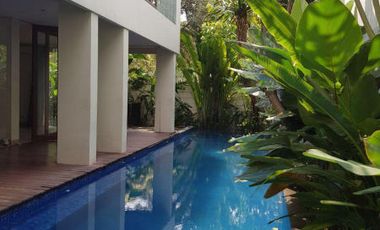 DIJUAL RUMAH MODERN ISTIMEWA at Jl GAHARU CIPETE, JAKSEL