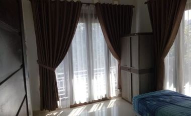 DIJUAL RUMAH 2 LANTAI DENGAN VIEW DANAU BUYAN