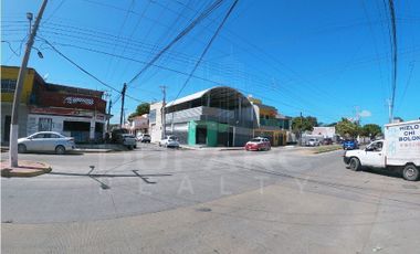 Local comercial / Oficinas en Renta sobre la calle 26, Carmen, Campeche.