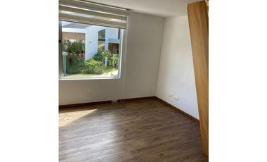 Hermosa Casa en Unidad Cerrada en El Retiro